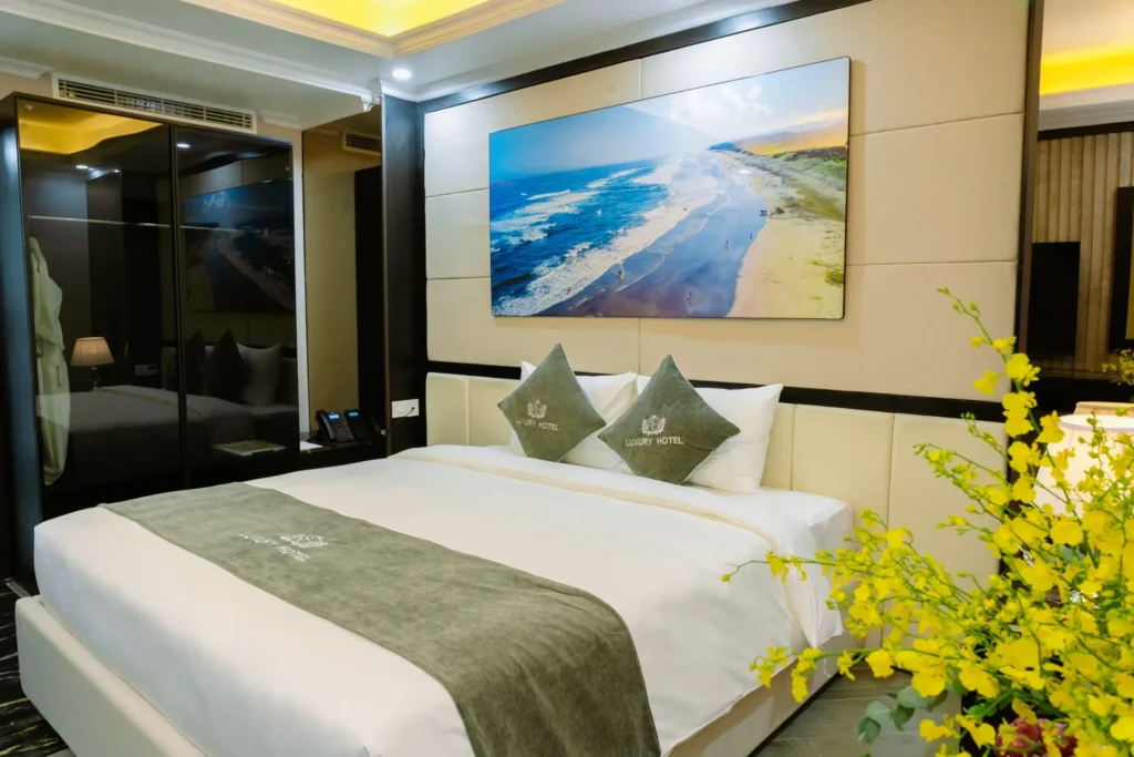 Queens SC Luxury Hotel