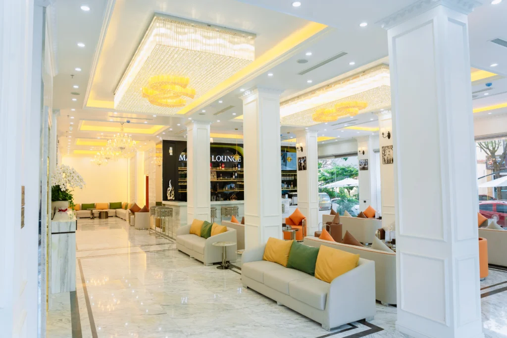 Lounge min SC Luxury Hotel