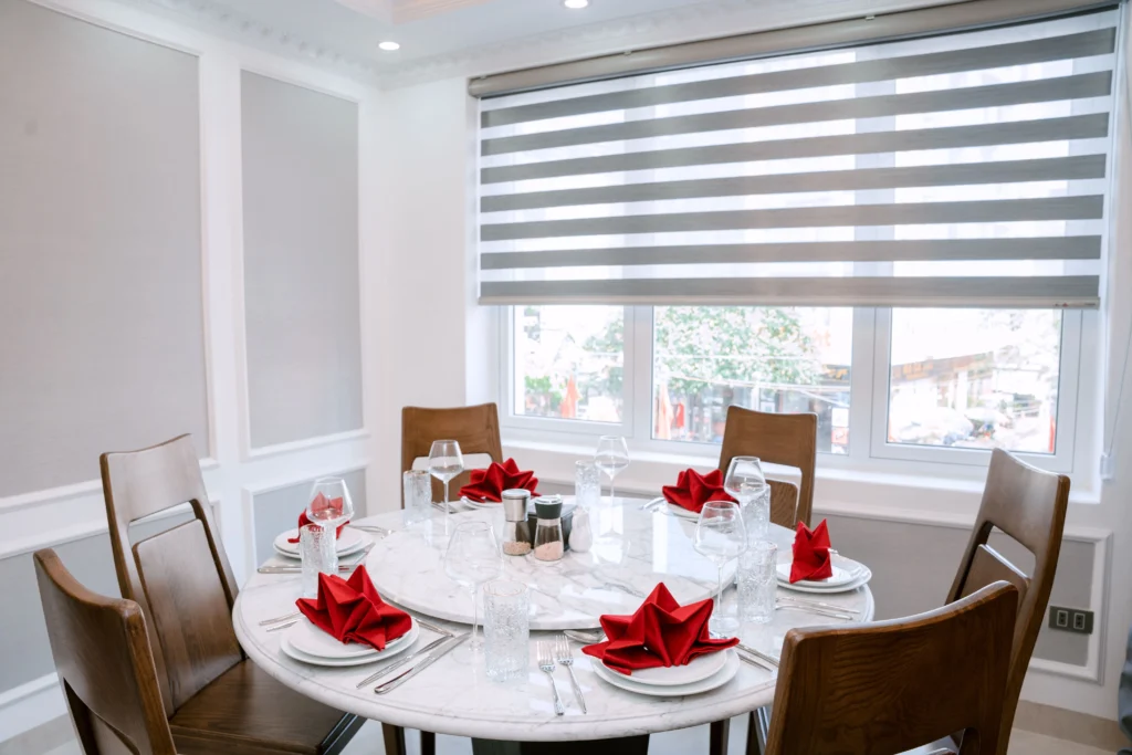 Restaurant 2 min SC Luxury Hotel